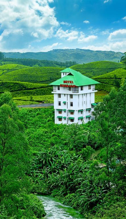 Hotel Emerald Inn Муннар Экстерьер фото