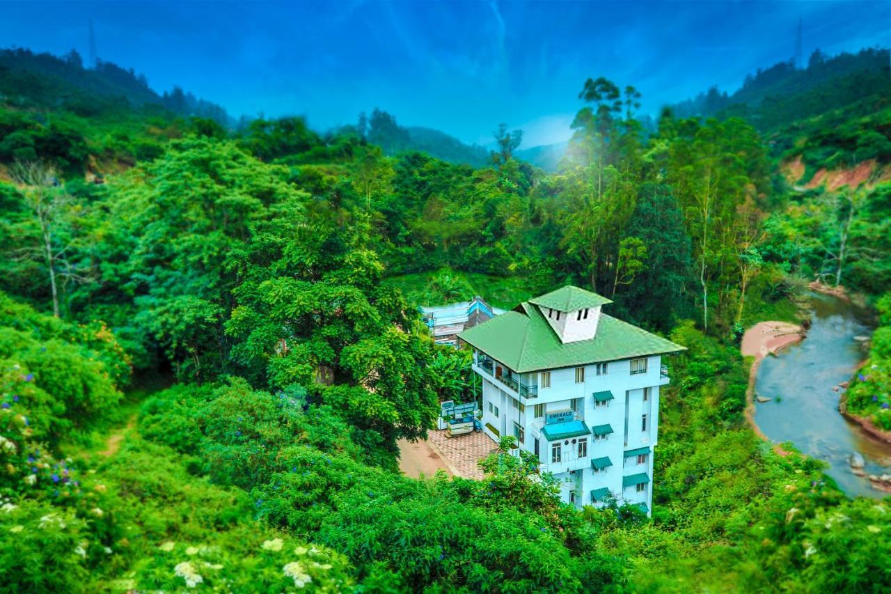Hotel Emerald Inn Муннар Экстерьер фото